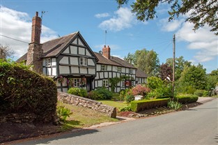 Medieval Ludlow & Shropshire Hills